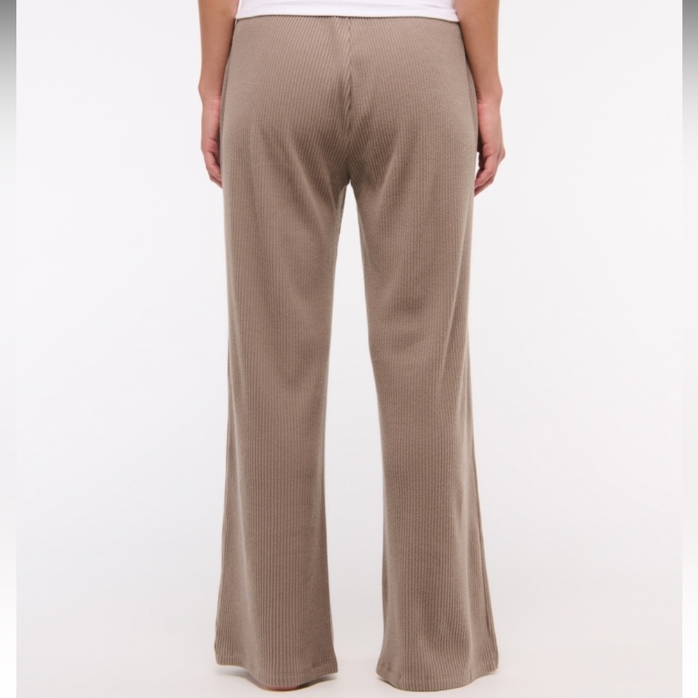 Abercrombie Brushed Rib Wide Leg Sweatpants, M - Picture 2 of 4